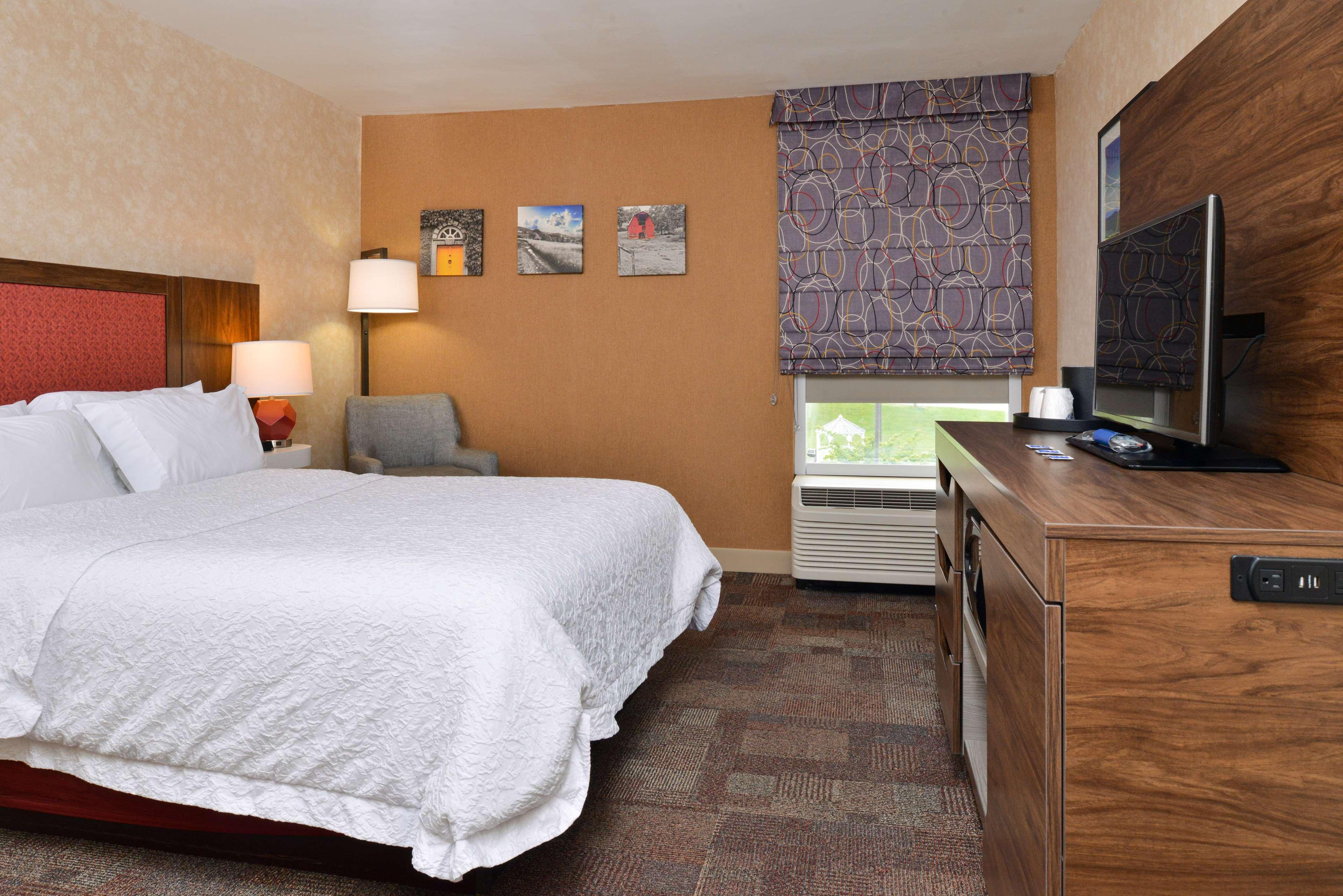 Hampton Inn Wytheville Exterior foto